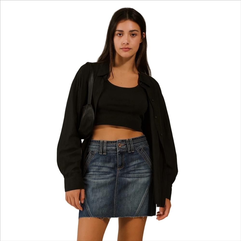 DKNY Denim Mini Skirt Womens Size 6 Blue Jean Skirt Raw Frayed Hem Streetwear